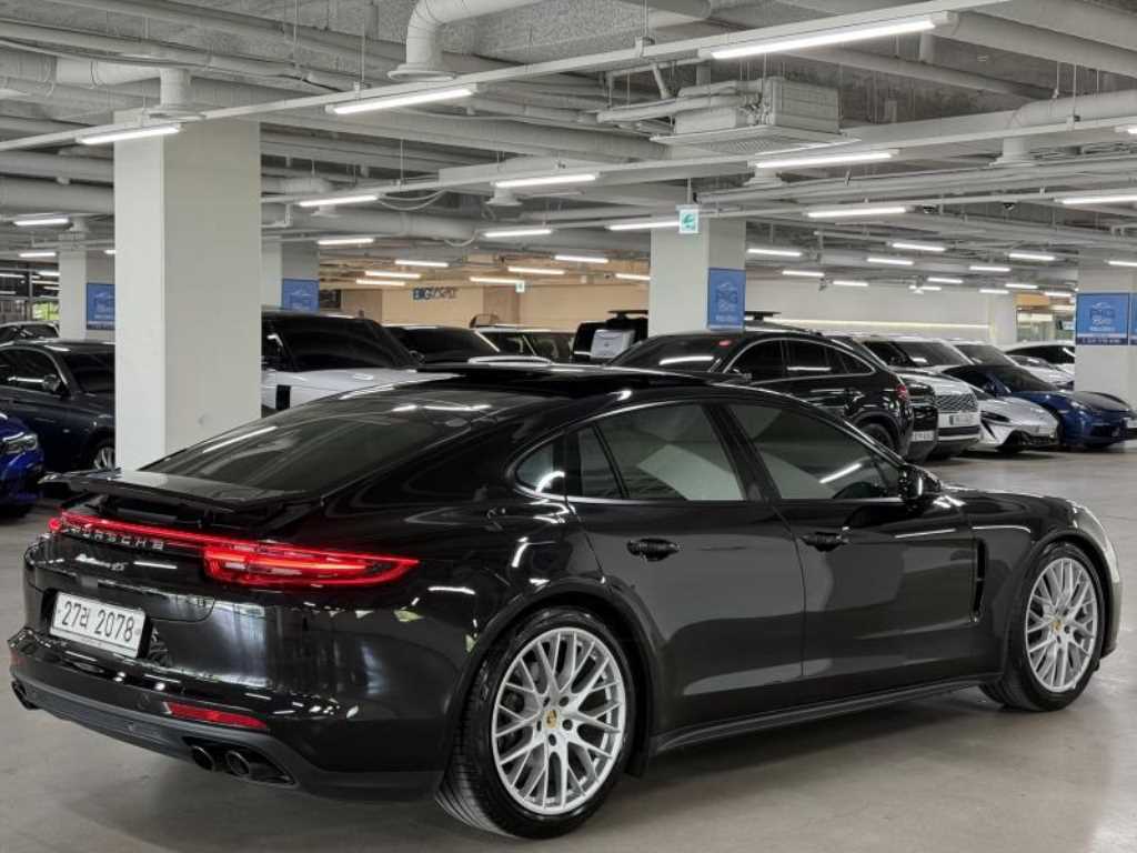 Porsche Panamera - Vista 6