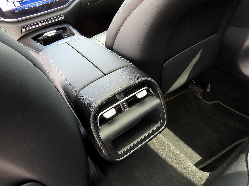 Mercedes Benz E class 2024 Blanco - Importación desde Corea - HF Imports Iquique - Foto 16