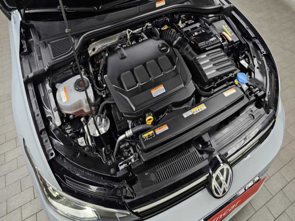 Volkswagen Golf - Vista 6