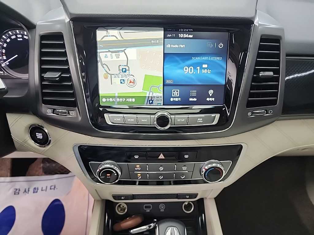 Ssangyong Rexton - Vista 10