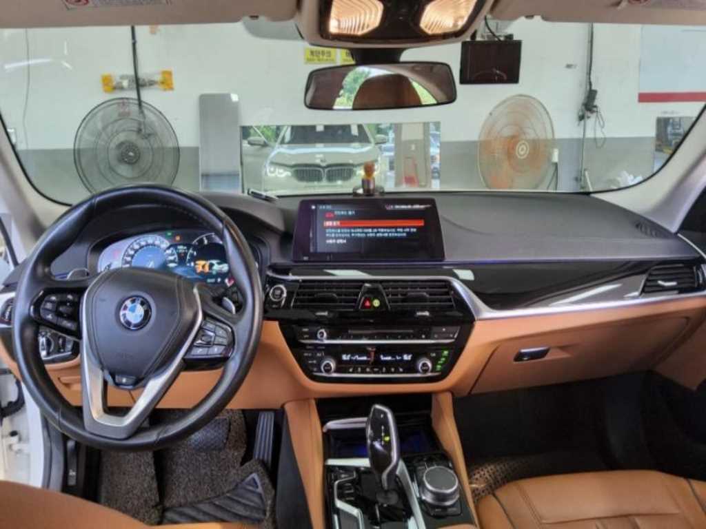 BMW 5 Series - Vista 8
