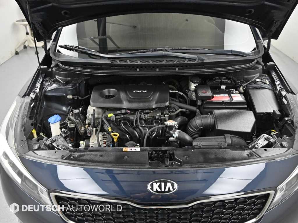 KIA K3 - Vista 6