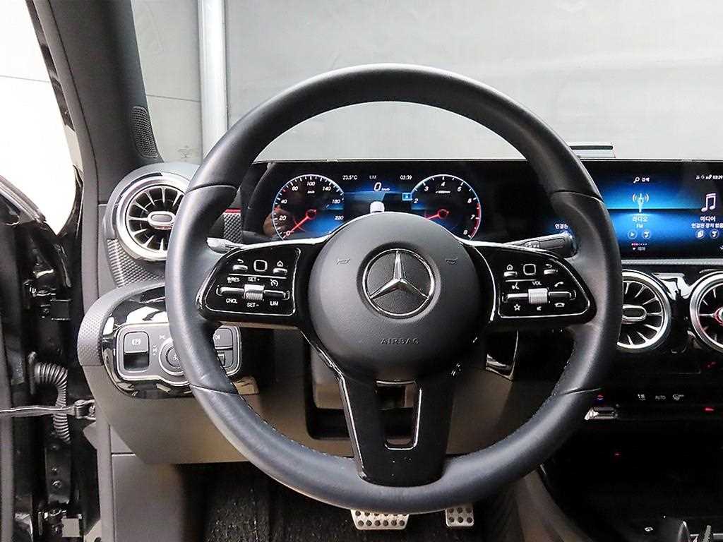 Mercedes Benz A Class - Vista 11