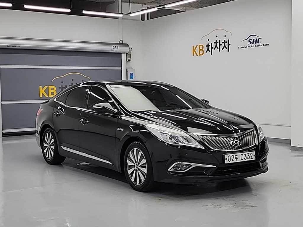 HYUNDAI Grandeur - Vista 4