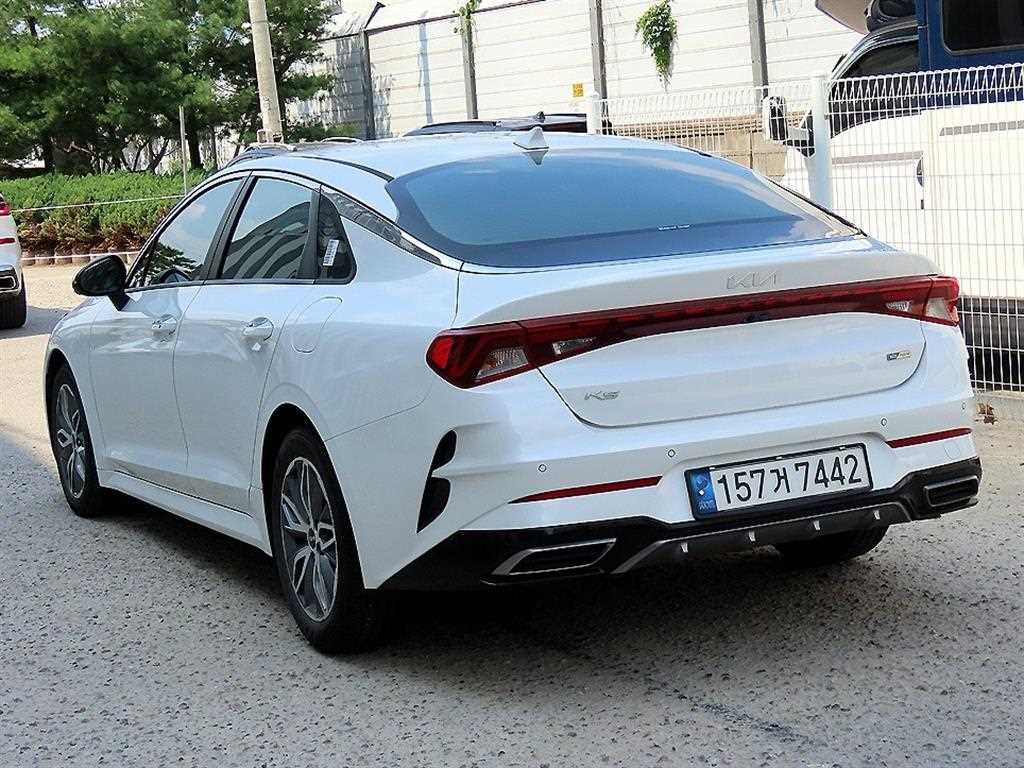 KIA K5 - Vista 3