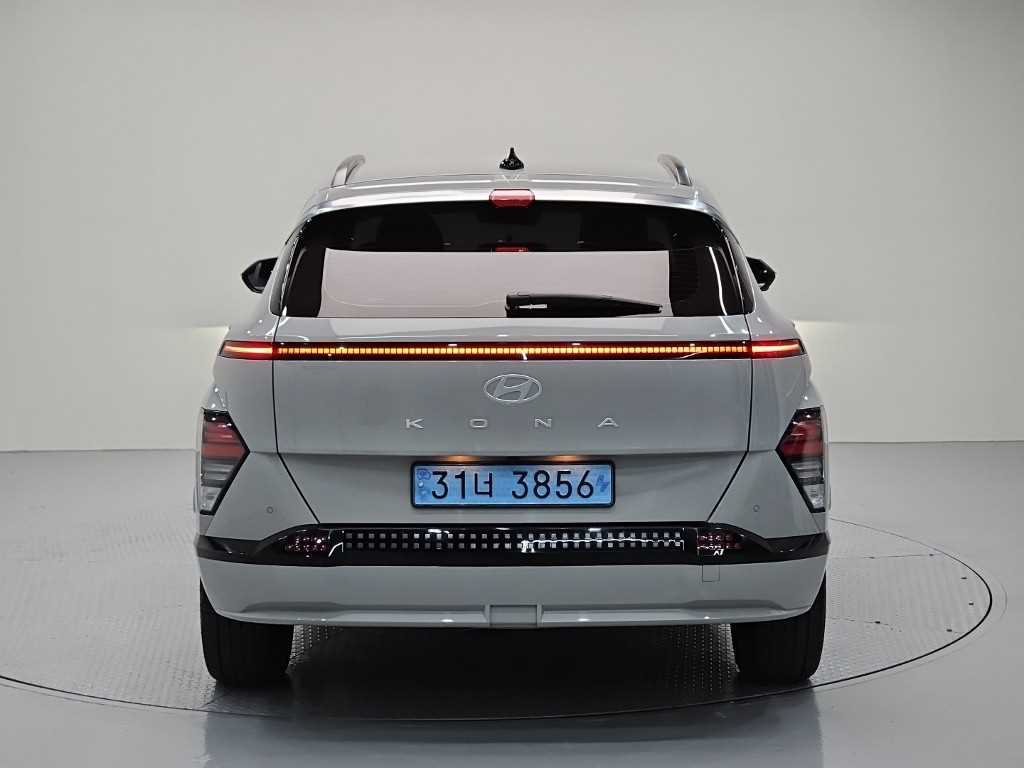 HYUNDAI Kona - Vista 3