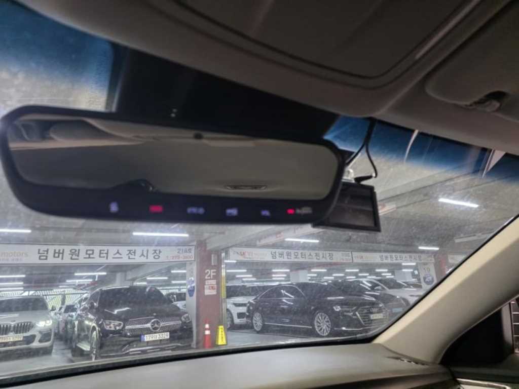 Genesis G80 - Vista 11
