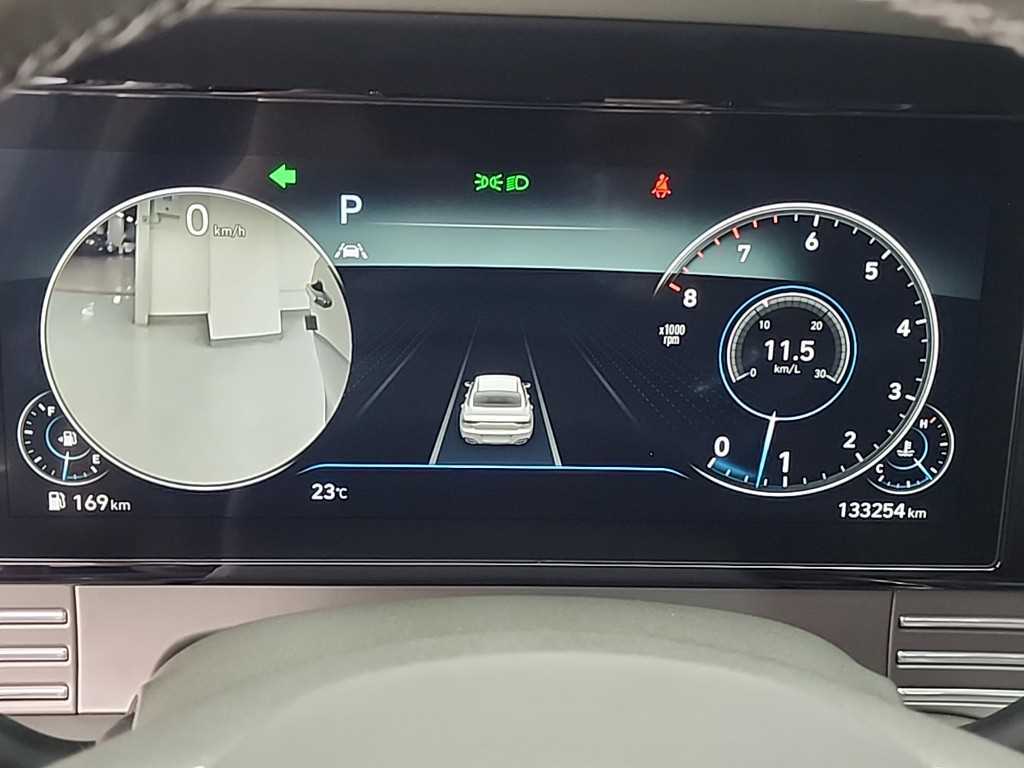 HYUNDAI Grandeur - Vista 6