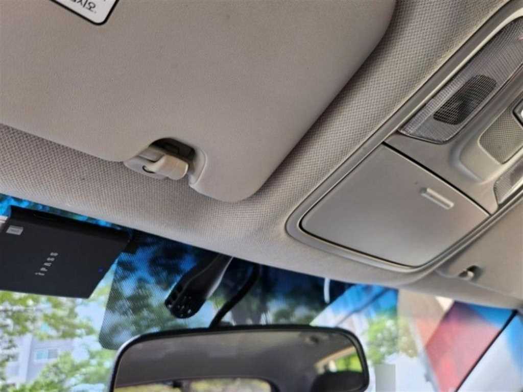 KIA Niro - Vista 10