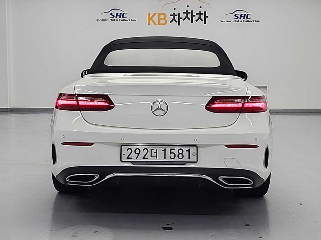 Mercedes Benz E class - Vista 3