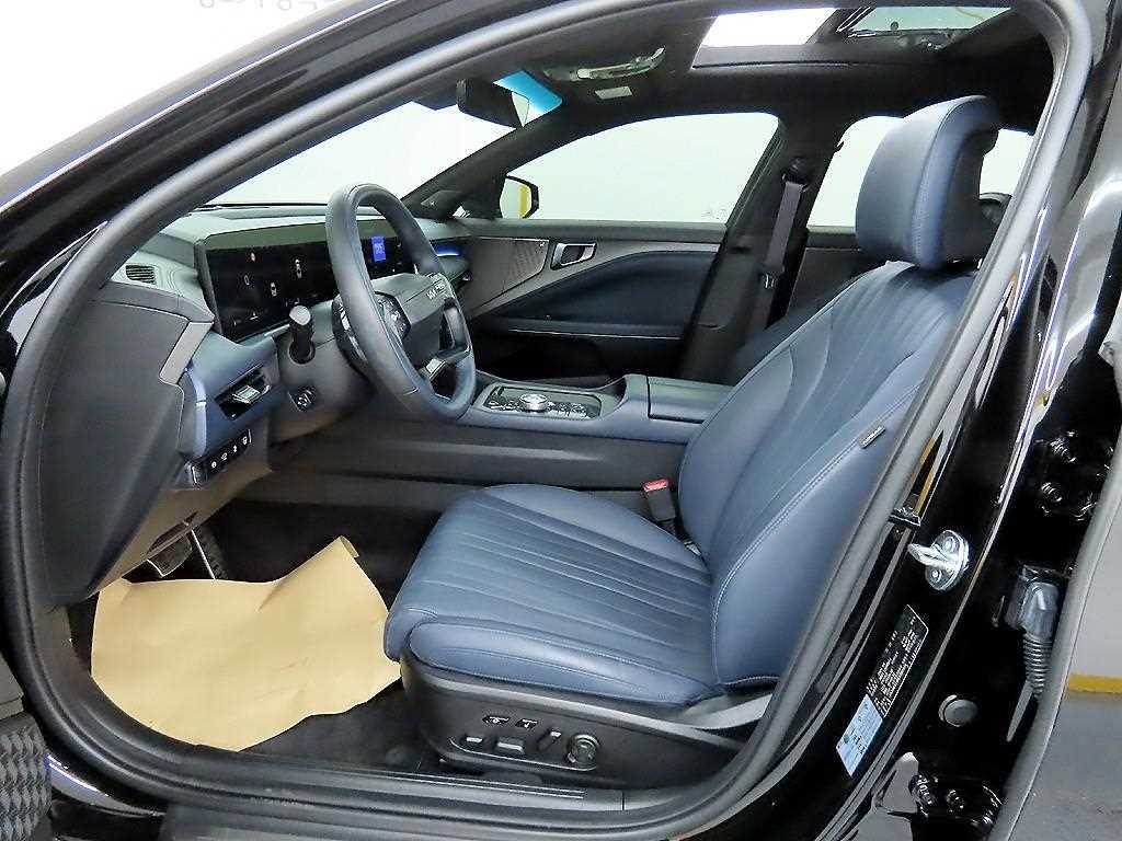 KIA K8 - Vista 5