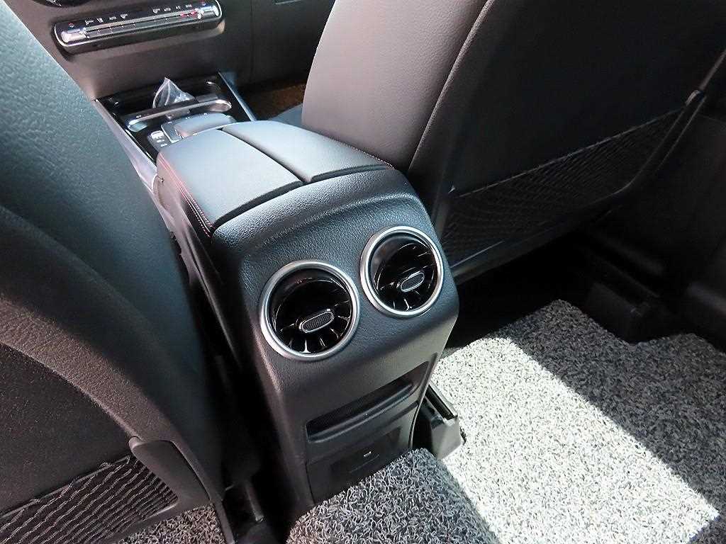 Mercedes Benz GLB Class 2022 Blanco - Importación desde Corea - HF Imports Iquique - Foto 16