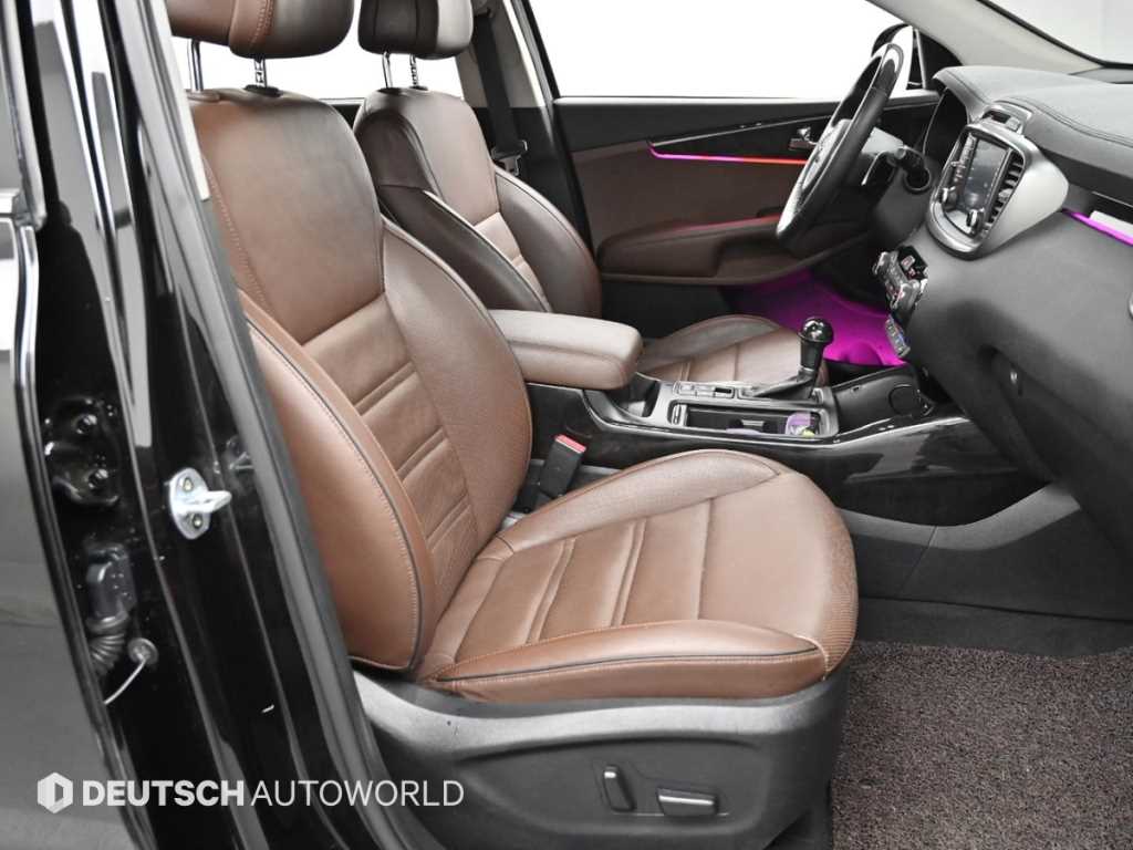 KIA Sorento - Vista 8
