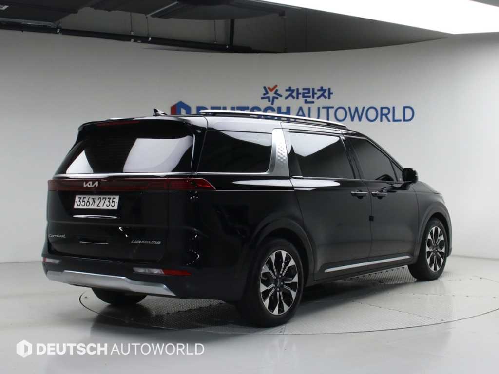 KIA Carnival - Vista 2
