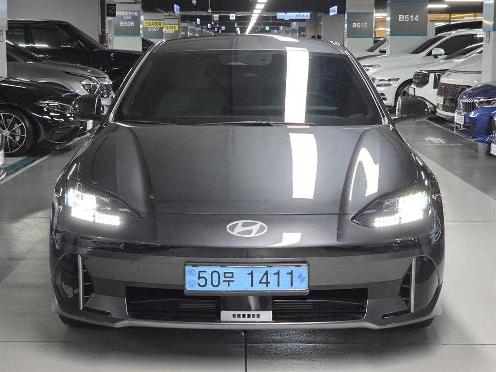 HYUNDAI Ioniq 6 - Vista 4