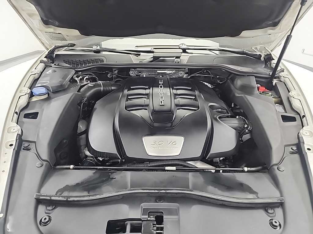 Porsche Cayenne - Vista 5