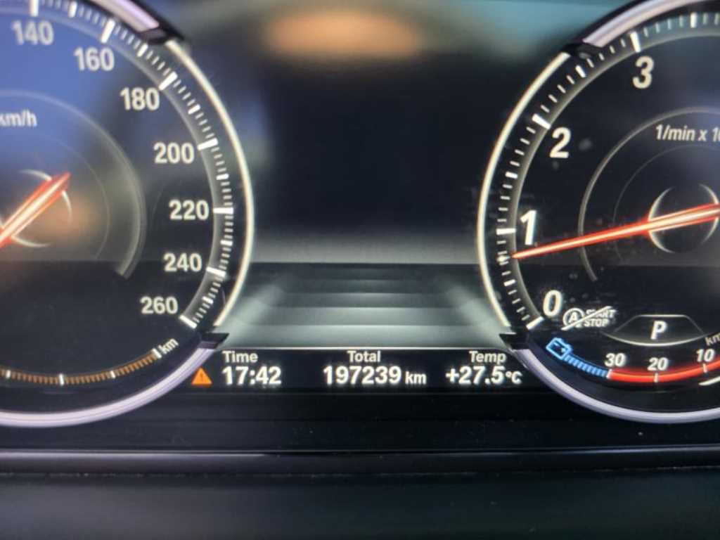 BMW 7 Series - Vista 12