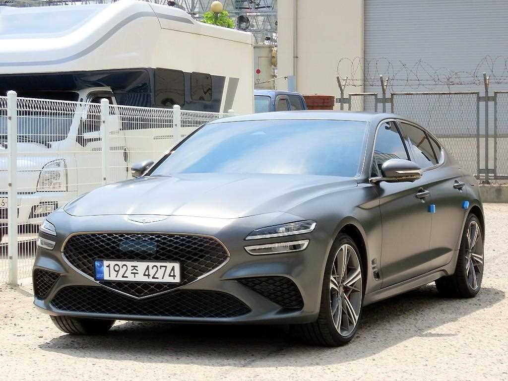Genesis G70 - Vista 2