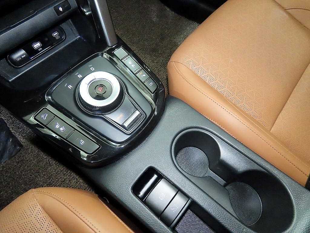KIA Seltos - Vista 12