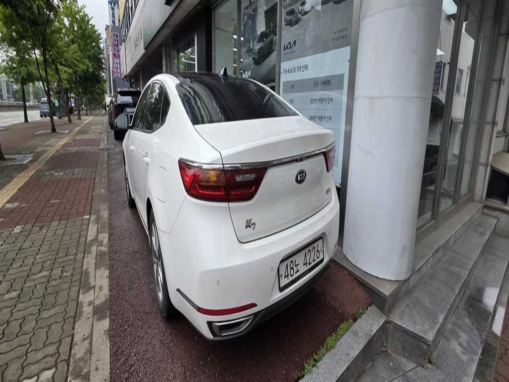 KIA K7 - Vista 3