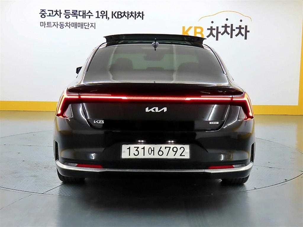 KIA K8 - Vista 3