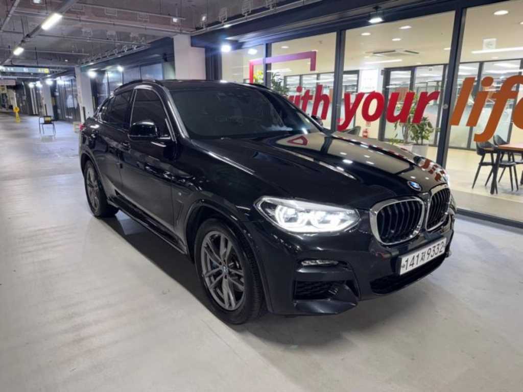 BMW X4 2020 Negro - Importación desde Corea - HF Imports Iquique - Foto 1