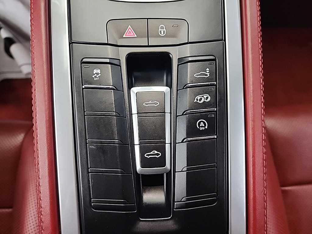 Porsche 718 2017 Negro - Importación desde Corea - HF Imports Iquique - Foto 17