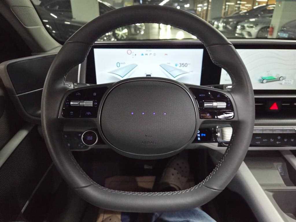 HYUNDAI Ioniq 6 - Vista 11