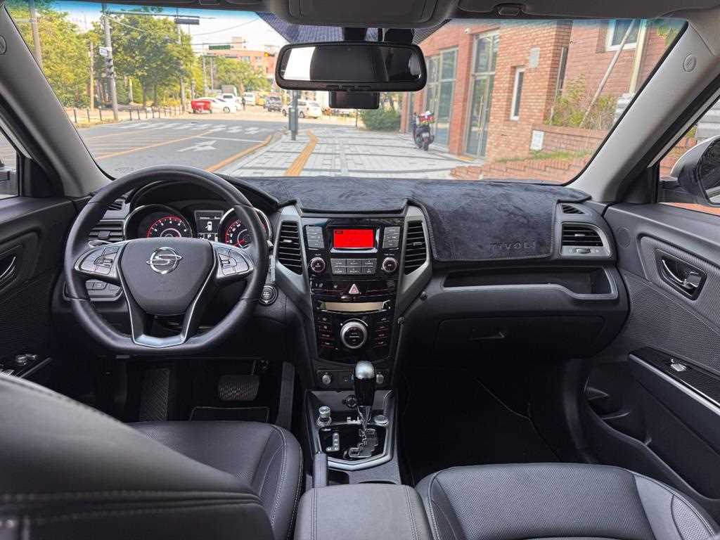 Ssangyong Tivoli 2018 Blanco - Importación desde Corea - HF Imports Iquique - Foto 14