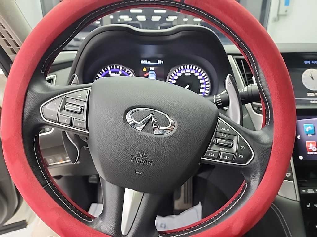 Infiniti Q - Vista 9