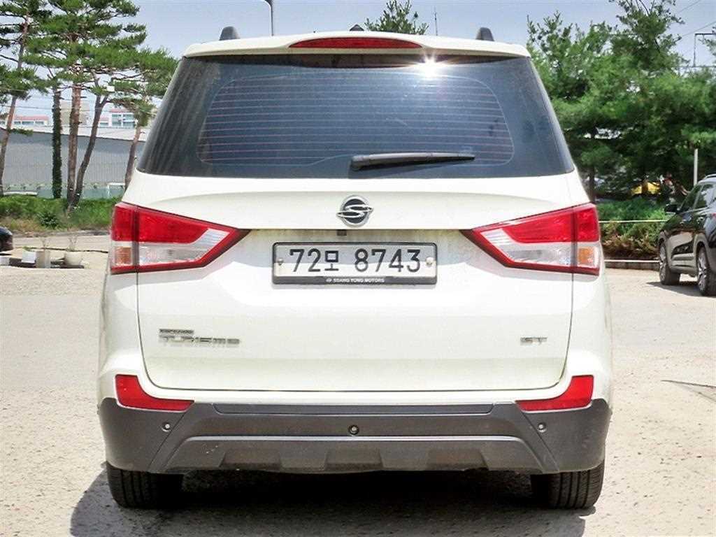 Ssangyong Korando - Vista 4