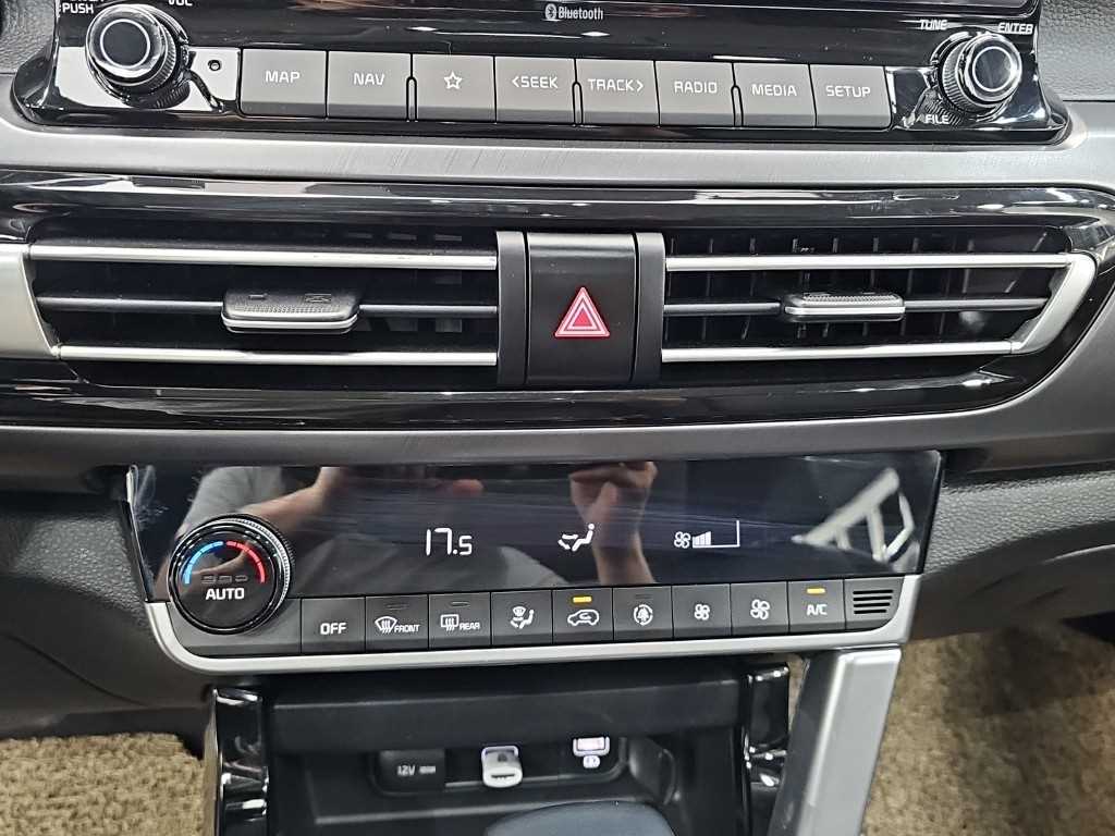 KIA Seltos - Vista 10