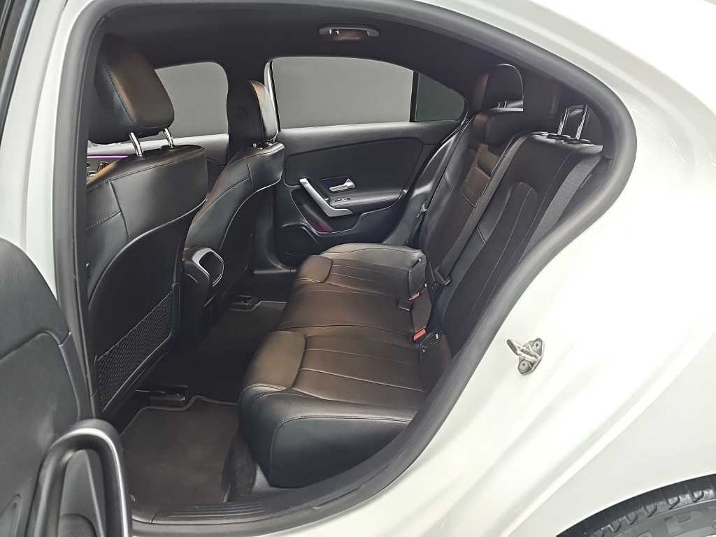 Mercedes Benz A Class - Vista 12