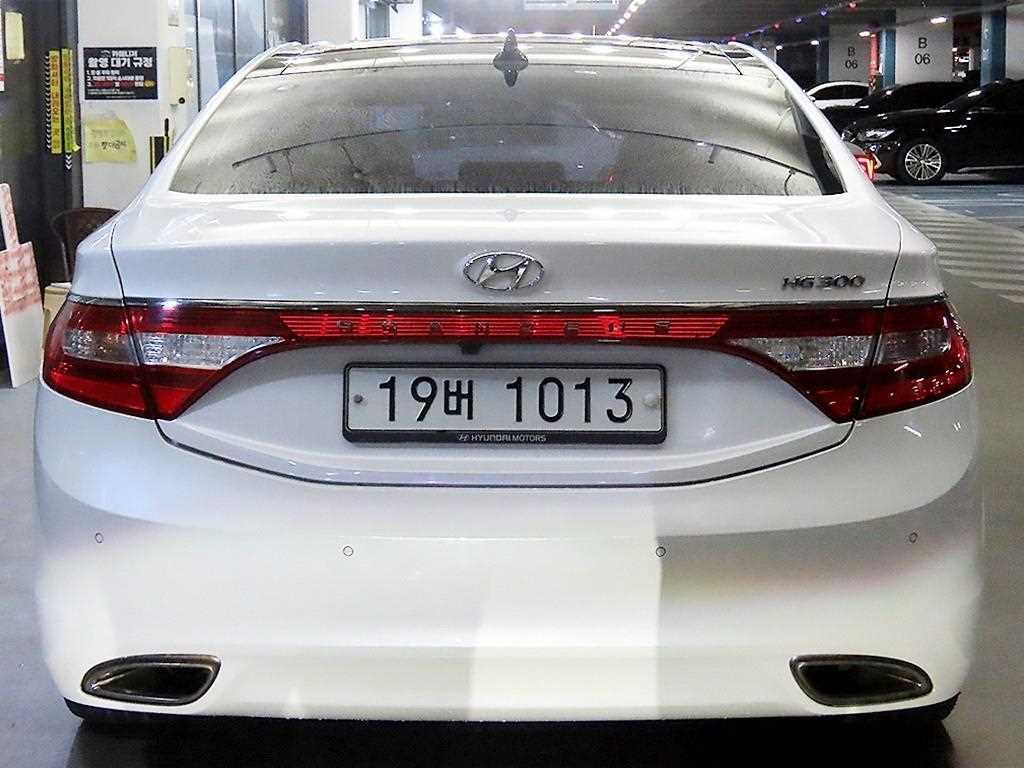 HYUNDAI Grandeur - Vista 5
