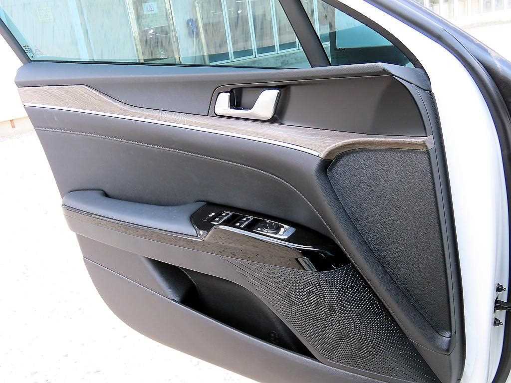 KIA K5 - Vista 12