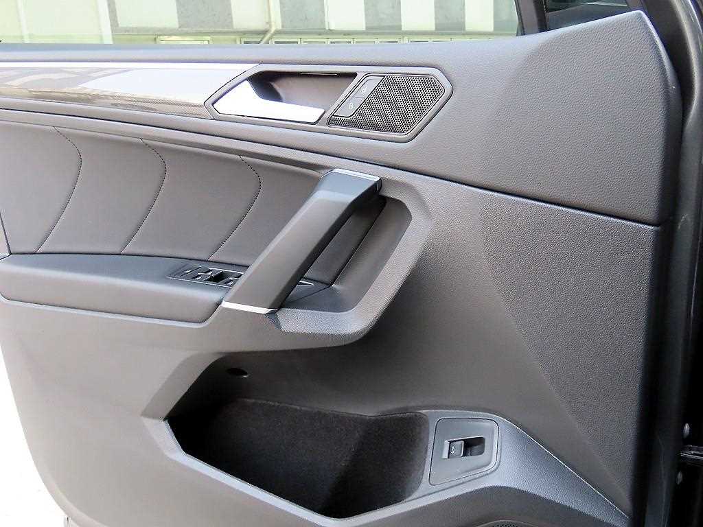 Volkswagen Tiguan - Vista 12