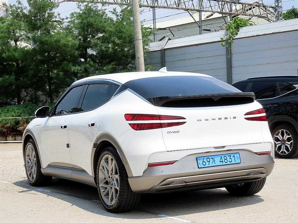 Genesis GV60 - Vista 3