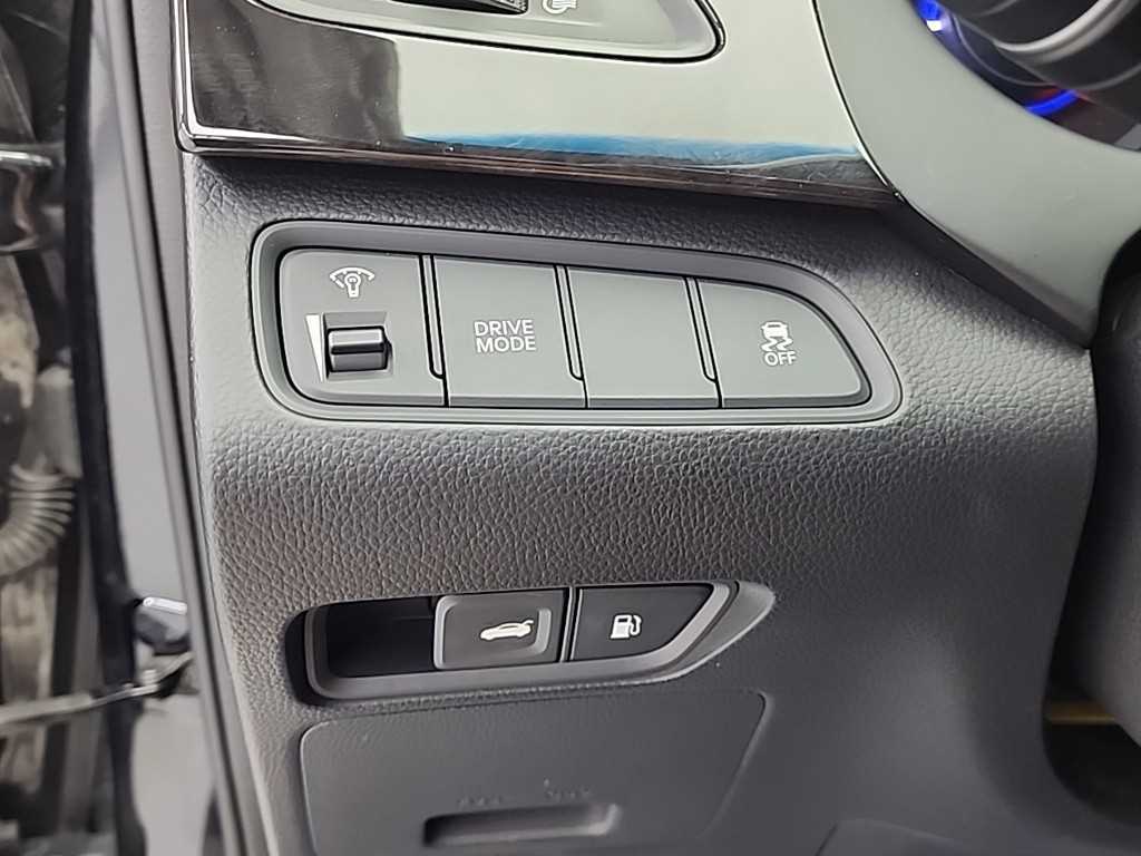 HYUNDAI Grandeur 2016 Negro - Importación desde Corea - HF Imports Iquique - Foto 18