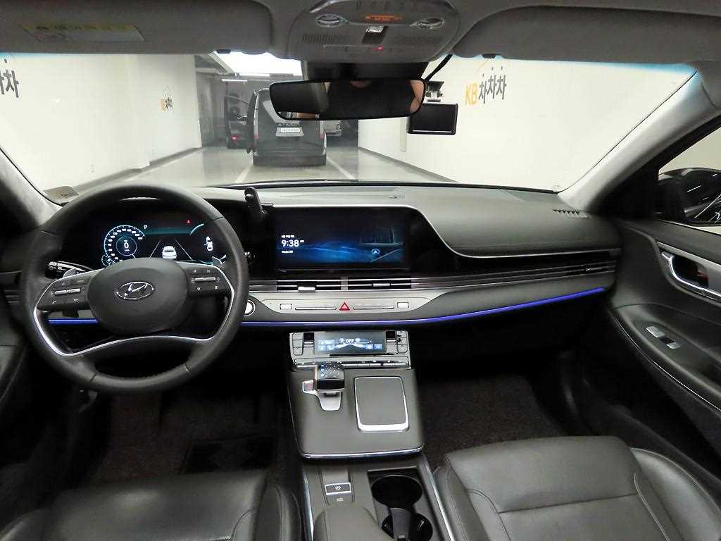 HYUNDAI Grandeur - Vista 8