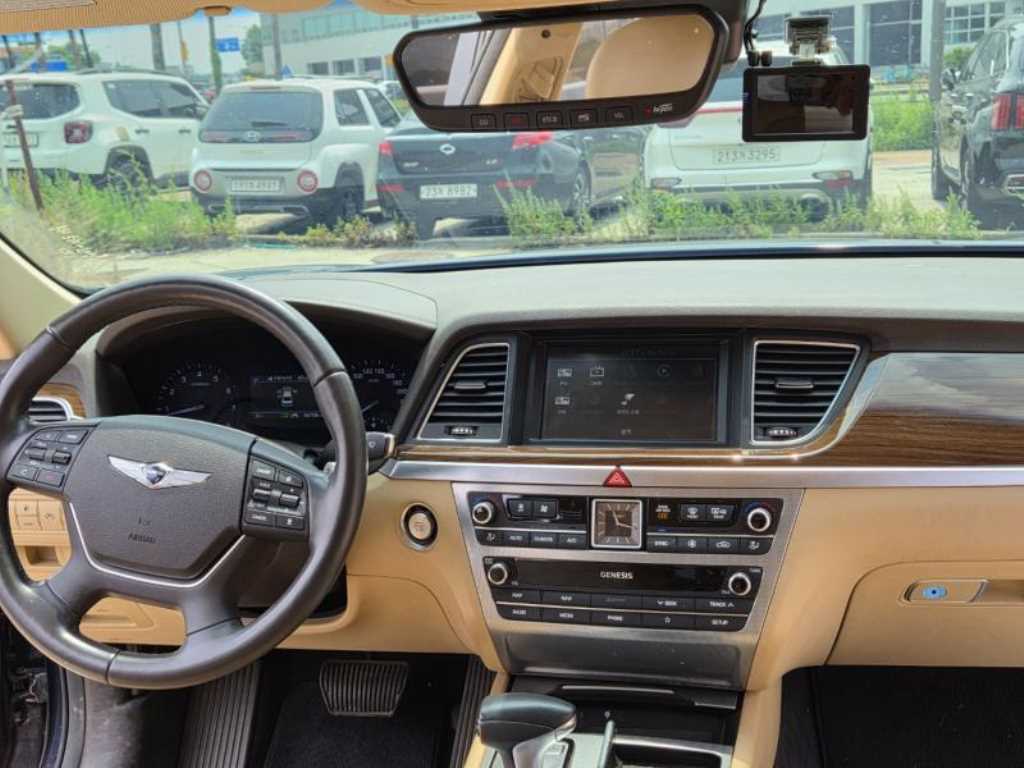 Genesis G80 - Vista 7