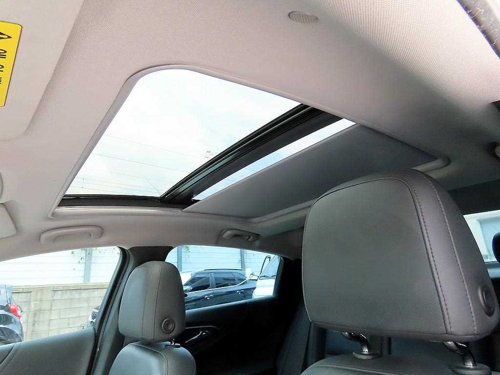 Chevrolet Malibu 2019 Blanco - Importación desde Corea - HF Imports Iquique - Foto 18