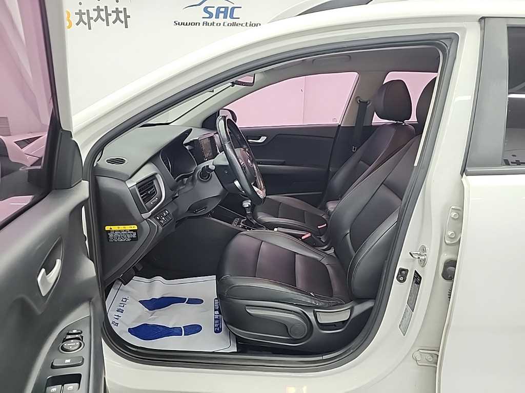 KIA Stonic - Vista 11
