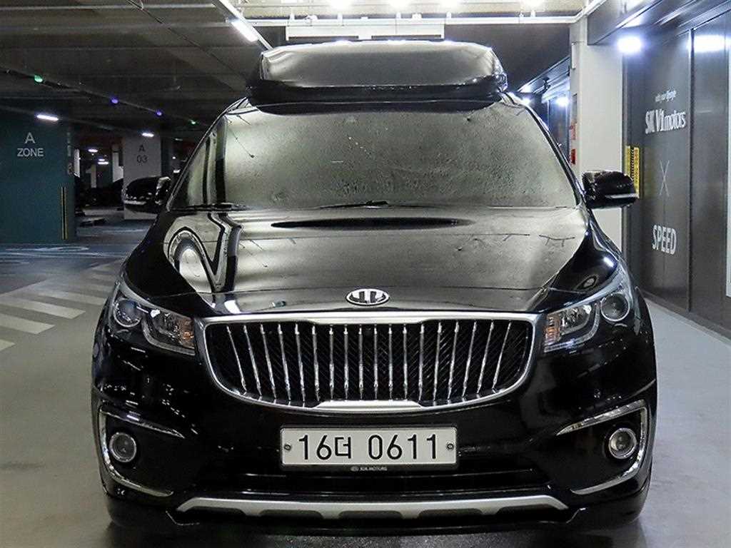 KIA Carnival - Vista 2