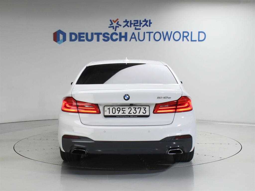 BMW 5 Series - Vista 2