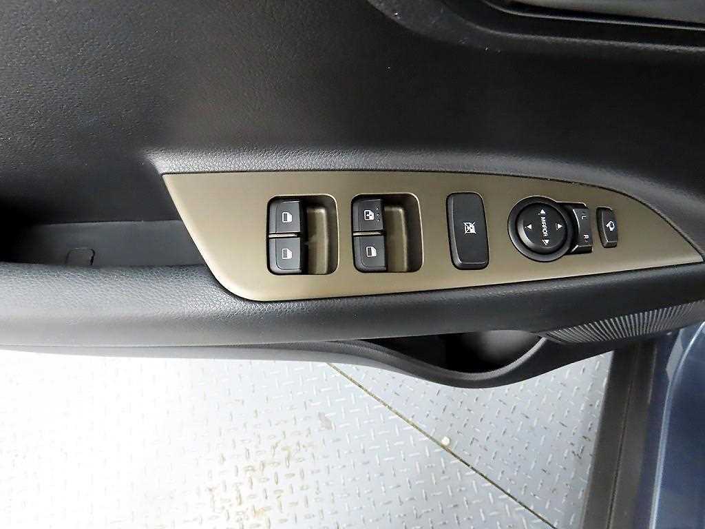 KIA Stonic - Vista 11
