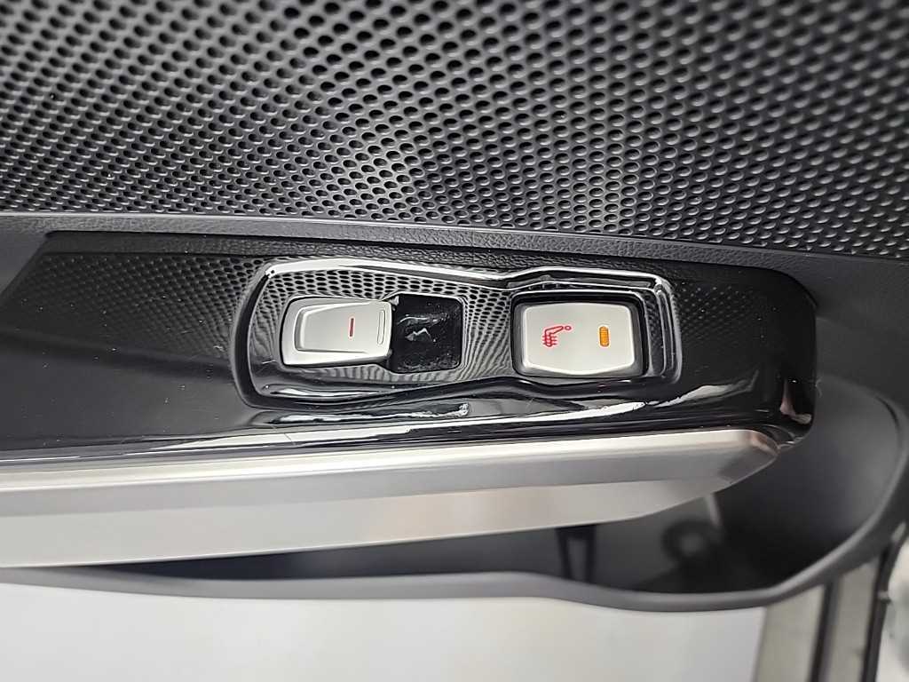 Ssangyong Tivoli 2015 Negro - Importación desde Corea - HF Imports Iquique - Foto 15