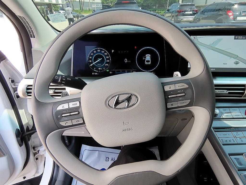 HYUNDAI Nexo - Vista 8