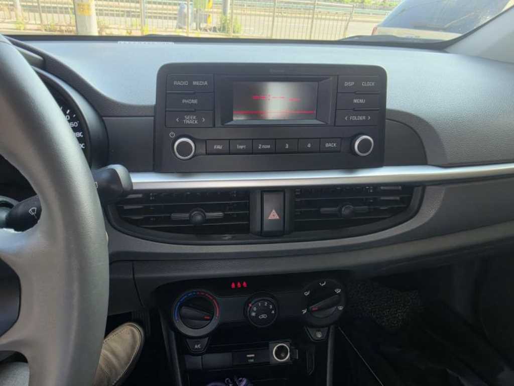 KIA Morning - Vista 11