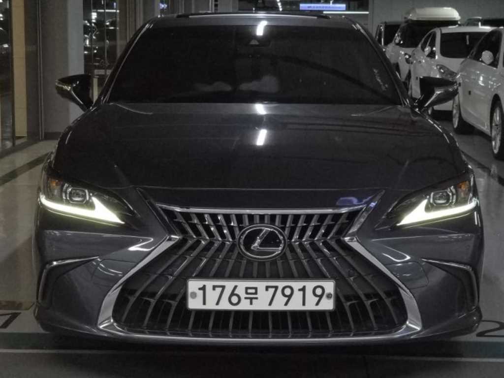 Lexus ES - Vista 3