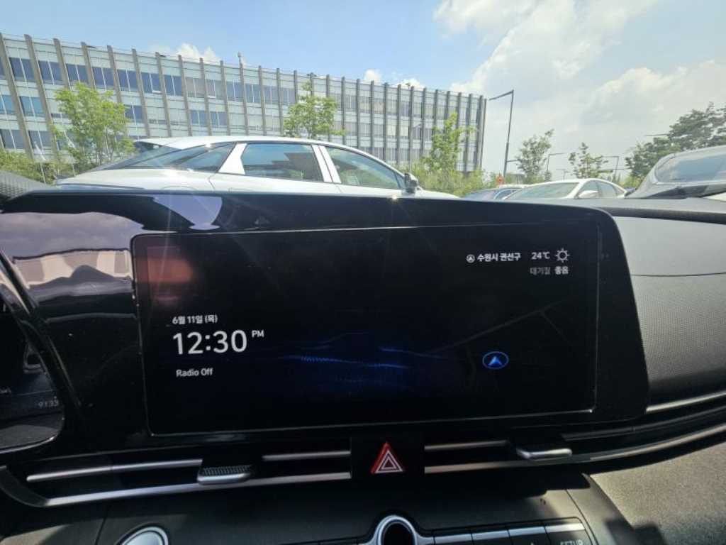 HYUNDAI Avante - Vista 6